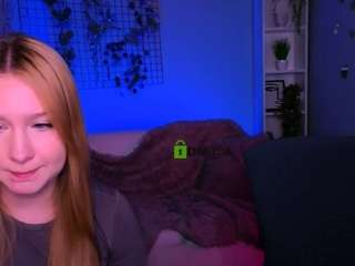 amalialowell live cam profile