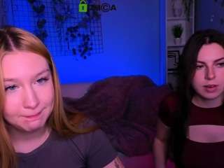 amalialowell live cam profile