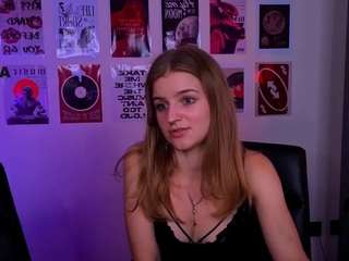 amalialowell Live Webcam on CamSoda