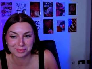 amalialowell live webcam show
