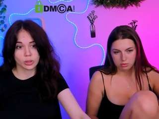 amalialowell live webcam show