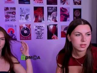 amalialowell live webcam show