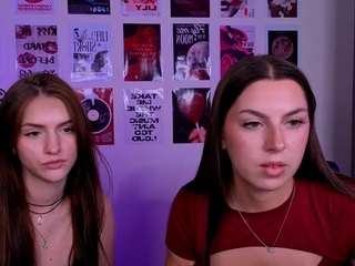 amalialowell live webcam show