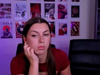 amalialowell live webcam show