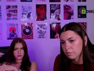 amalialowell live webcam show