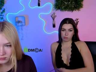 amalialowell live cam preview
