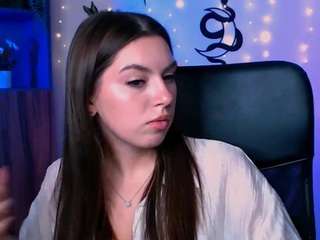amalialowell live cam preview
