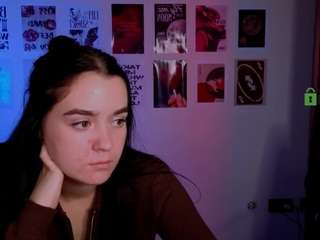 amalialowell live cam preview