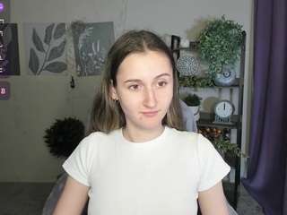 ave-costly live webcam show