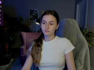 ave-costly live webcam show