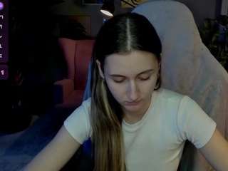 ave-costly live webcam show