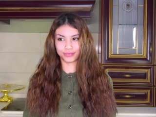 azaleeschabel Live Webcam on CamSoda