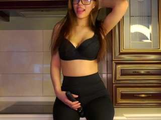 le modèle azaleeschabel est en webcam porno dans un show sur le site camsoda, il possède les tags suivants: ass bouncing,no drinking,young adult,teen 18,tease,tattoos,striptease,strip,spank,smoking,skinny,shaved pussy,sexy,pov,black hair,orgasm,nature,dirty talk,blowjob,brown eyes