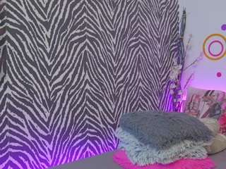 JennyVibes Public Chat Channel