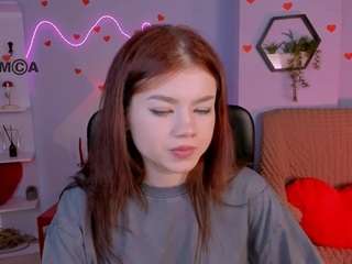 kira-kisses webcam
