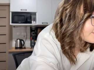 lizabethviers live cam profile