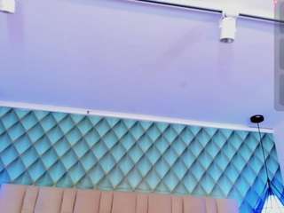 mariajose-h's CamSoda show and profile