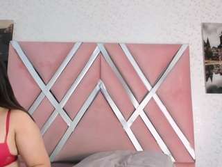 natasha-nesy live cam profile