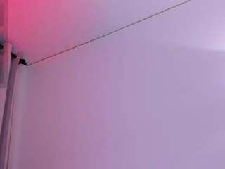 sarah sophia live cam preview
