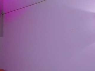 sarah sophia live cam preview