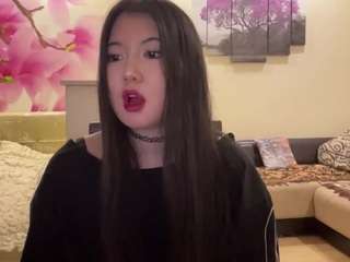 stephanydansie's CamSoda show and profile