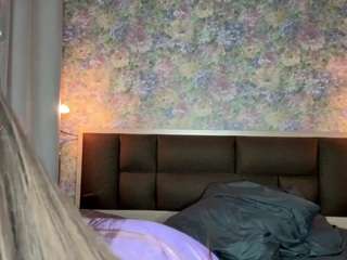 trinasmathers's CamSoda show and profile