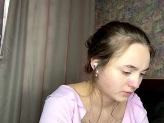 trinasmathers's CamSoda show and profile