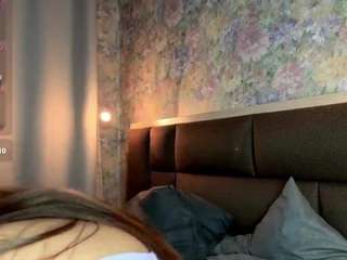 trinasmathers's live room