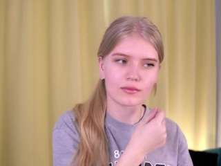 belleshelquist's CamSoda show and profile