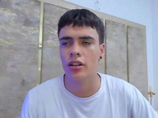 benitosaenz webcam model