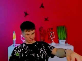 danny-dark webcam model