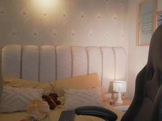 Emma-Vloss live webcam show