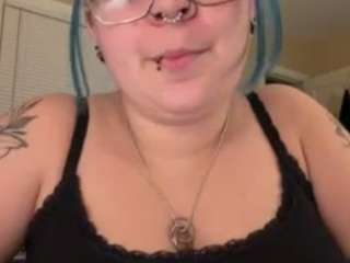 Live webcam model lavishlay on Soda Cams