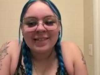 Live webcam model lavishlay on Soda Cams