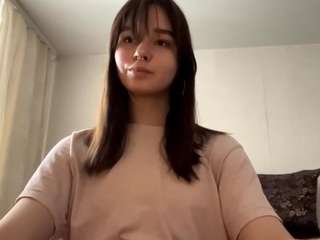 show my bra [30 tokens remaining]