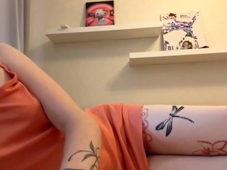 RobbynOkihara live cam preview