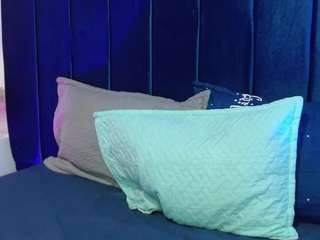 aurora-wish's CamSoda show and profile