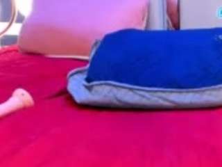 calioperoux's CamSoda show and profile