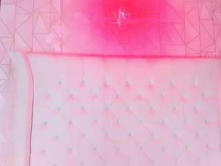 kendallrogers's CamSoda show and profile