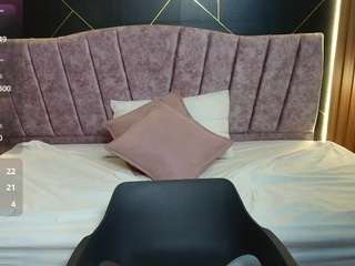 moriahstorm live cam profile