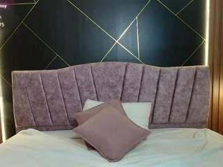 moriahstorm live cam profile