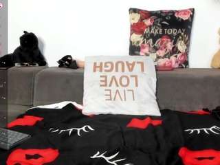 nataliababe Live Webcam on CamSoda