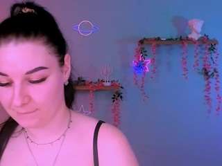 olivia-rage1's CamSoda show and profile