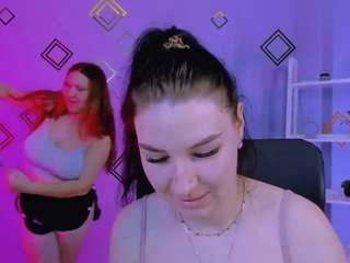 Este modelo está en vivo ahora. olivia-rage1