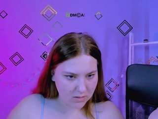 Model ini sedang live sekarang. olivia-rage1