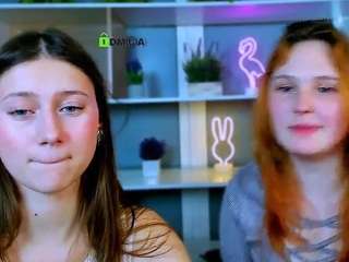 polly-cute1 Live Webcam on CamSoda