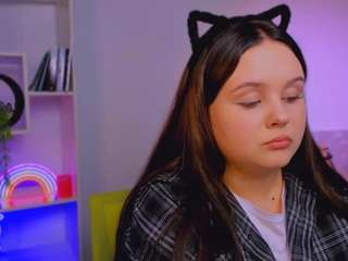 polly-cute1 live cam profile