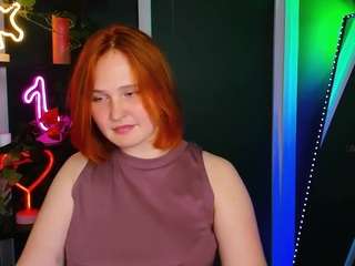 هذا النموذج مباشر الآن. polly-cute1