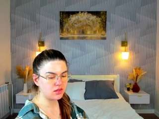 zoe-j00y live cam profile