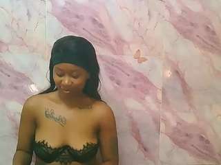 ebonsexyred webcam